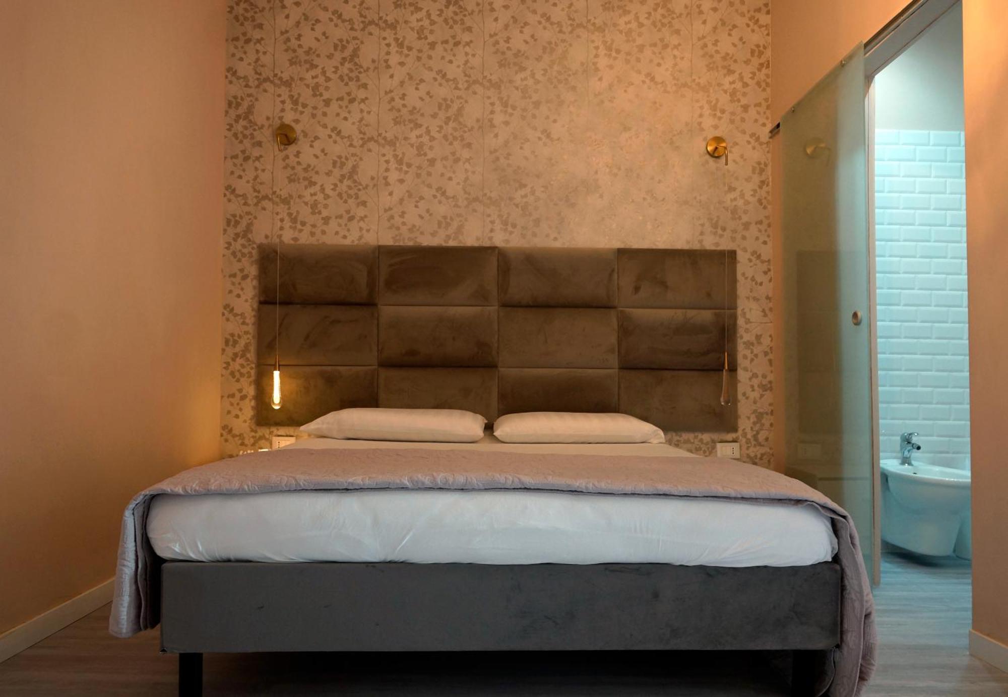 Casa Rosmini Rooms, Dolomia Best Home Trento Bagian luar foto